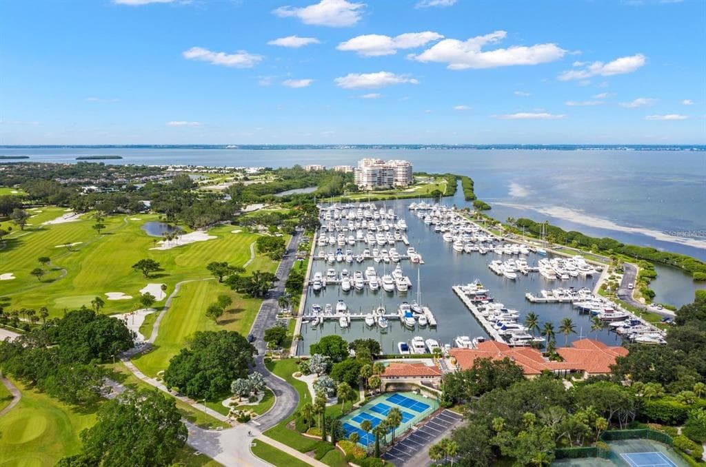2600 HARBOURSIDE DR # B-06, LONGBOAT KEY, FL 34228