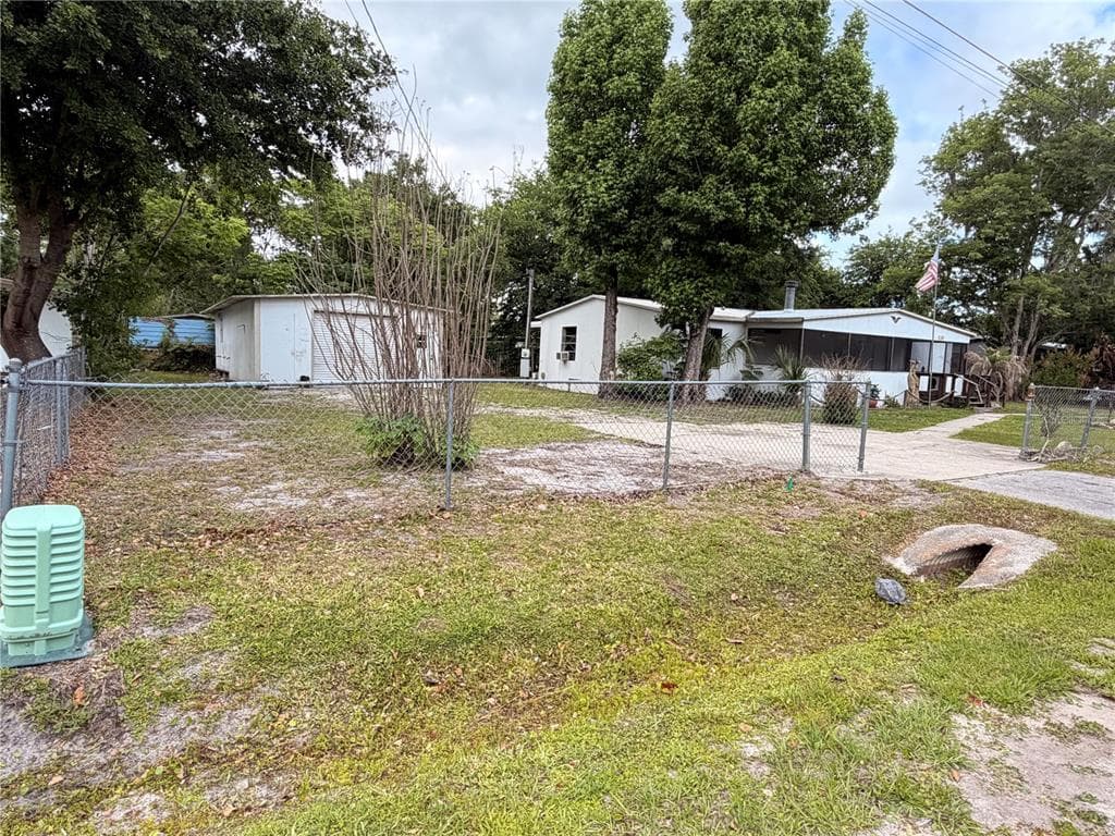 24021 ARMADILLO ROAD, ASTOR, FL 32102