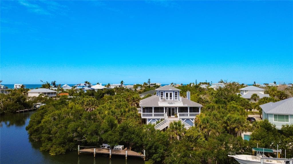 39 BAYSHORE CIRCLE, PLACIDA, FL 33946