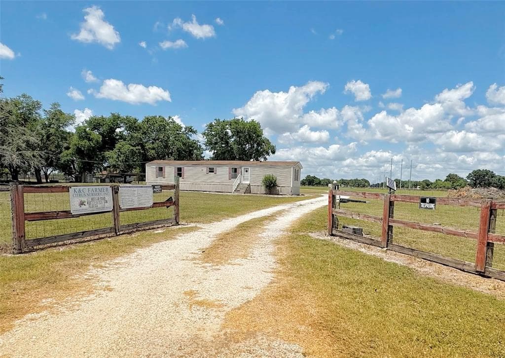 612 MORGAN ROAD, WINTER HAVEN, FL 33880