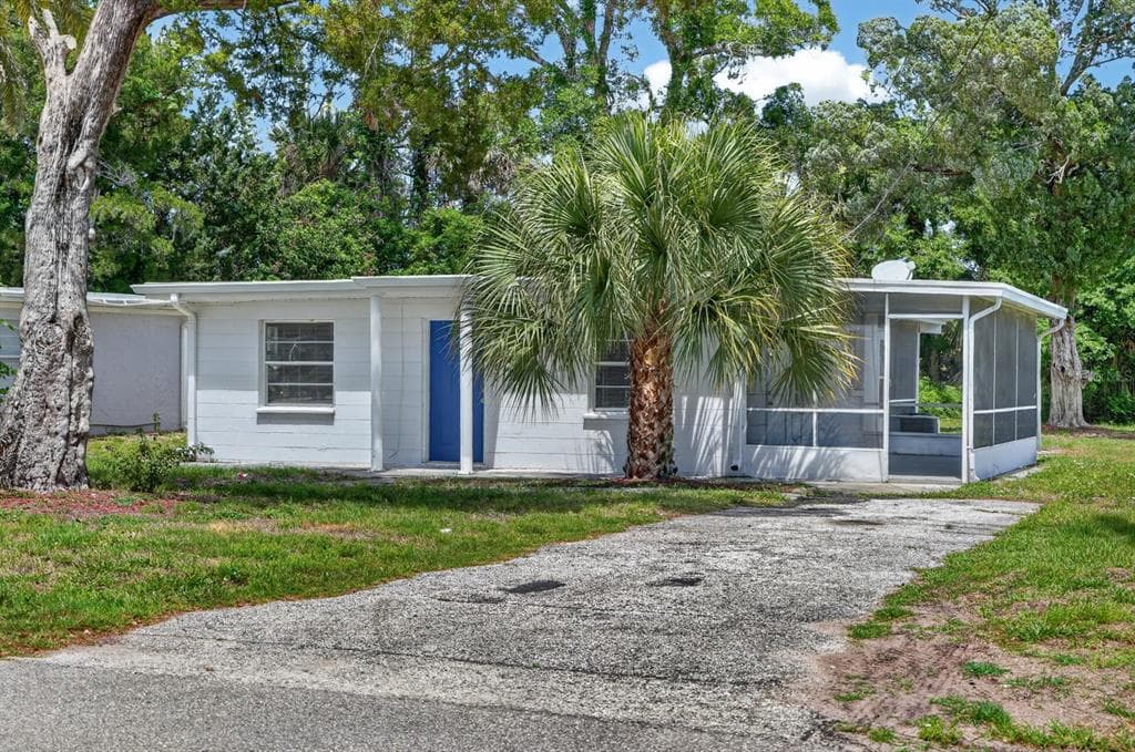 2425 ANASTASIA DRIVE, SOUTH DAYTONA, FL 32119