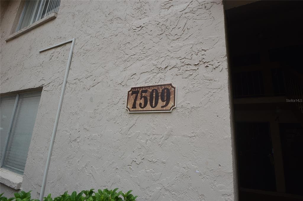 7509 PRESLEY PLACE # 96, TAMPA, FL 33617