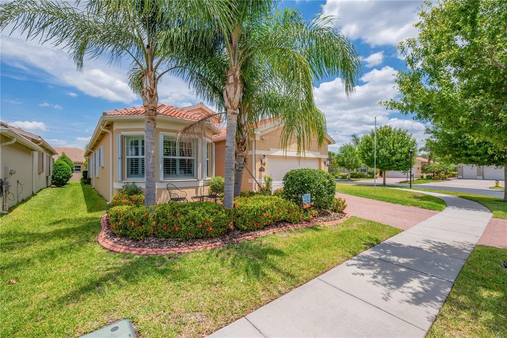 4853 GRAND BANKS DRIVE, WIMAUMA, FL 33598
