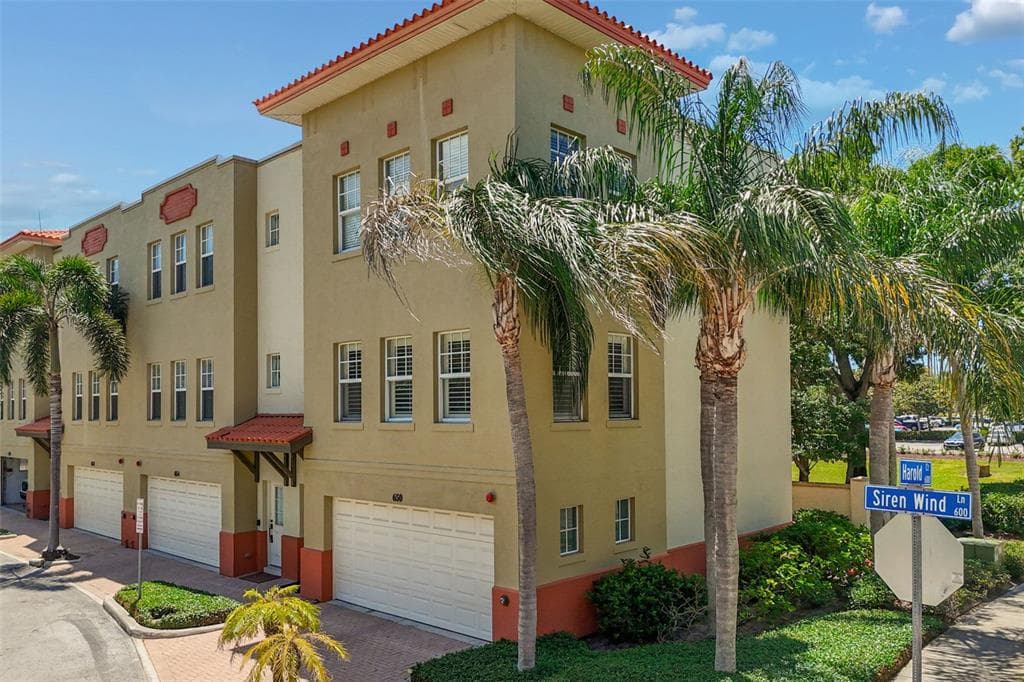 650 SIREN WIND LANE, CLEARWATER, FL 33756