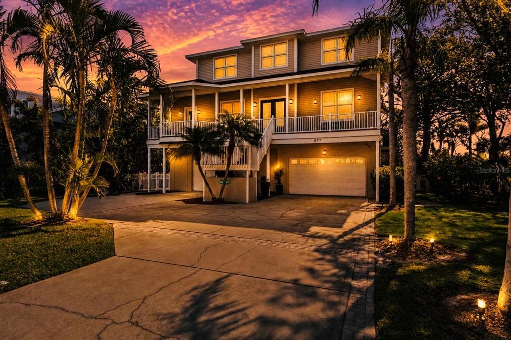 897 POINT SEASIDE DRIVE, CRYSTAL BEACH, FL 34681