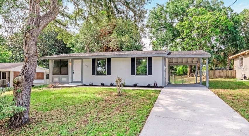133 COLOMBA ROAD, DEBARY, FL 32713