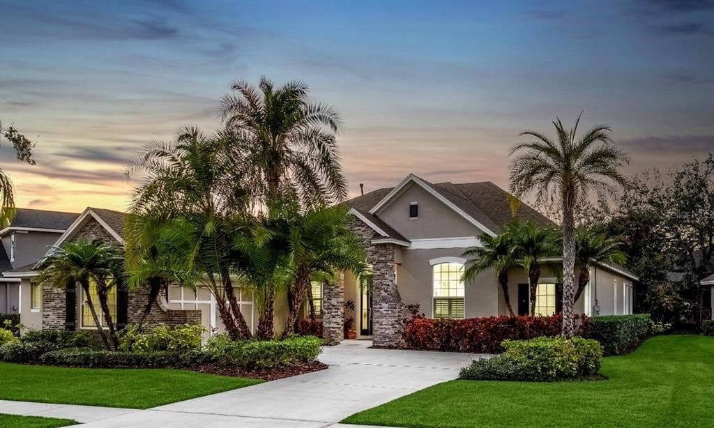 11909 MANDEVILLA COURT, TAMPA, FL 33626