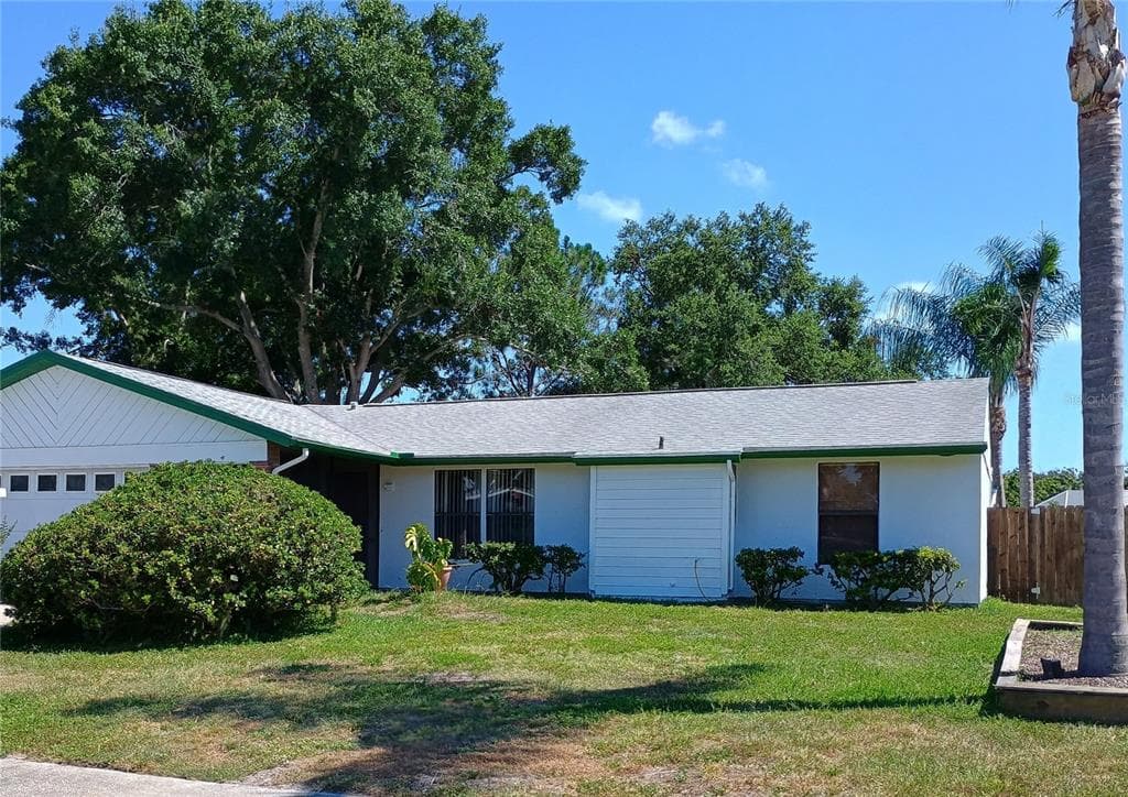 602 BAY LAKE TRAIL, OLDSMAR, FL 34677