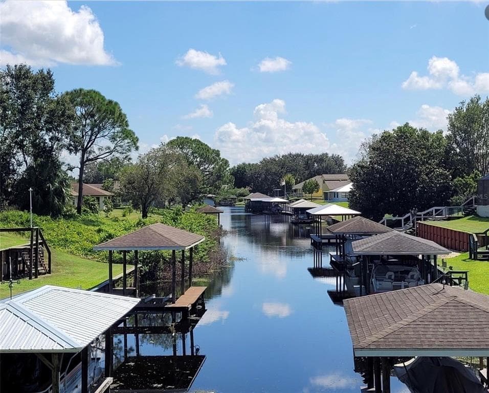 148 BOUGAINVILLEA STREET NE, LAKE PLACID, FL 33852