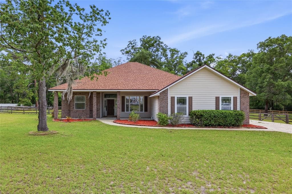 25176 NW 209TH AVENUE, HIGH SPRINGS, FL 32643