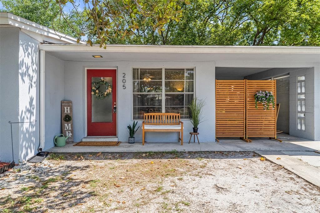 205 WILSHIRE DRIVE, CASSELBERRY, FL 32707