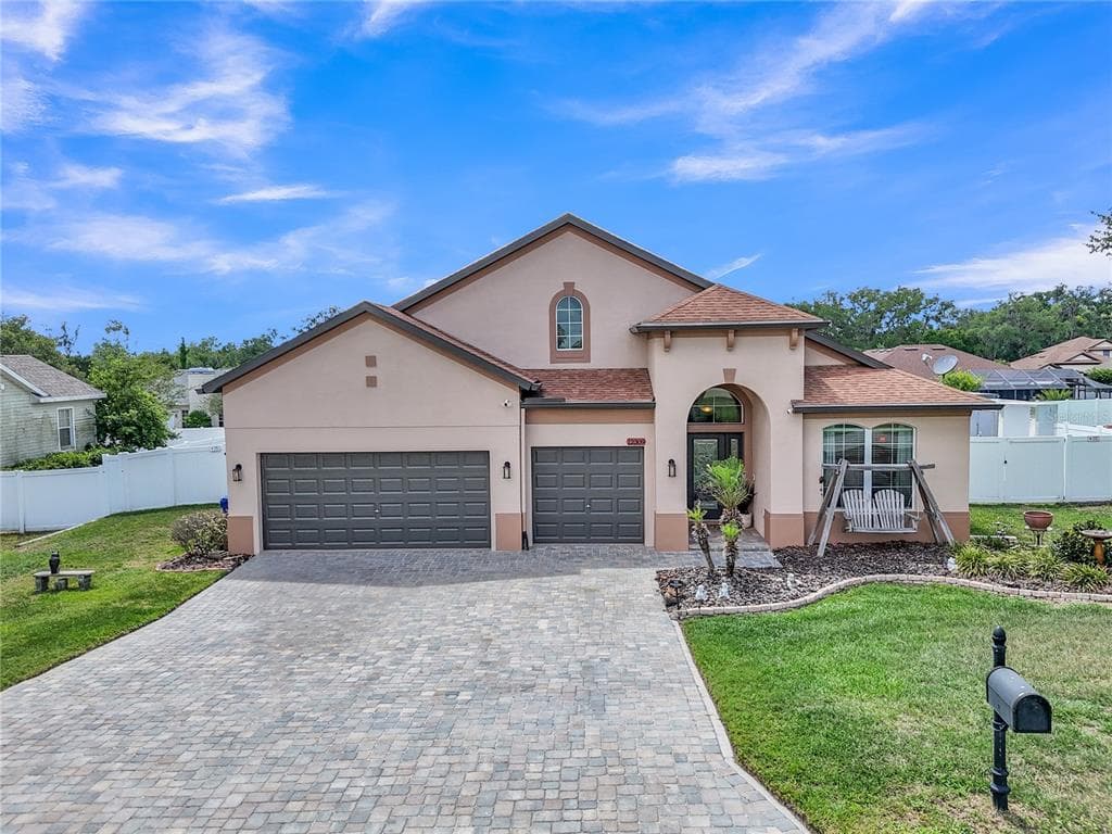 12309 LOOPBACK DRIVE, SAN ANTONIO, FL 33576