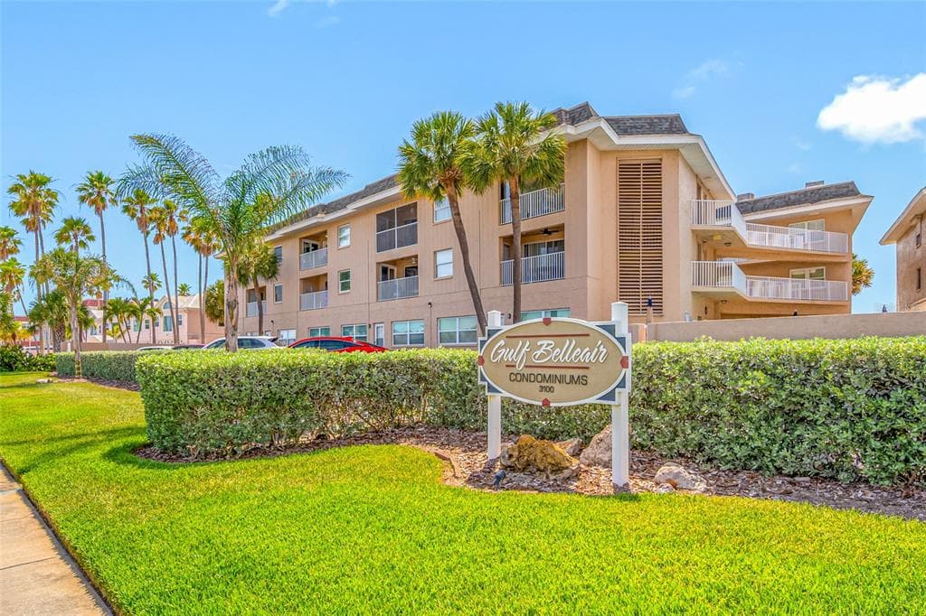 3100 GULF BOULEVARD # 132, BELLEAIR BEACH, FL 33786