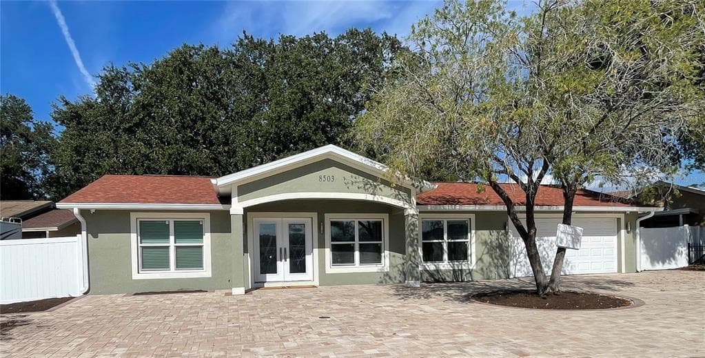 8503 WOODWICK COURT, TAMPA, FL 33615
