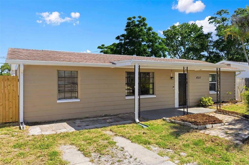4327 BEACON SQUARE DRIVE, HOLIDAY, FL 34691
