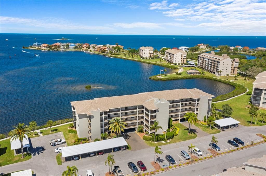 8211 BRENT STREET # 816, PORT RICHEY, FL 34668