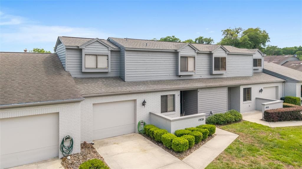 1927 SE 37TH COURT CIRCLE, OCALA, FL 34471