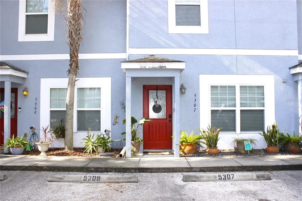 5307 TERRAZA COURT, TEMPLE TERRACE, FL 33617
