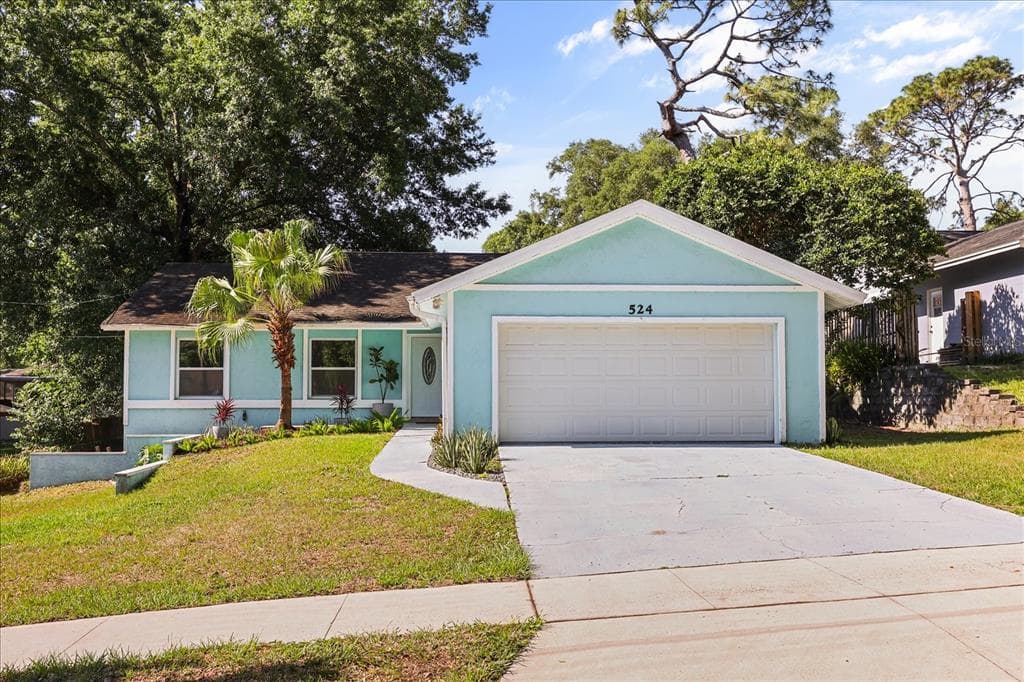 524 E HILLCREST STREET, ALTAMONTE SPRINGS, FL 32701