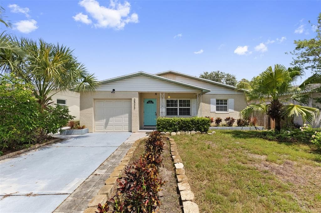 5545 3RD AVE N, ST PETERSBURG, FL 33710