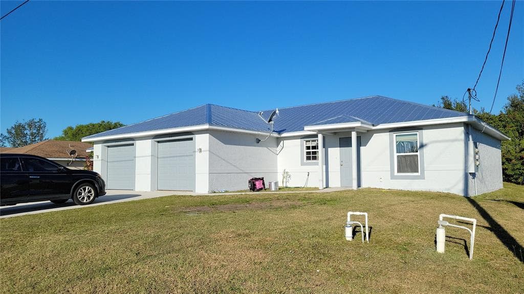 2209/2211 DANIEL AVENUE N, LEHIGH ACRES, FL 33971