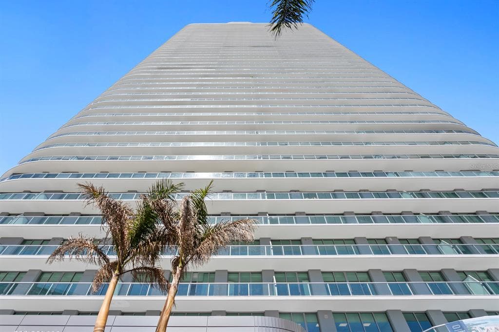 400 CENTRAL AVENUE # 1704, ST PETERSBURG, FL 33701