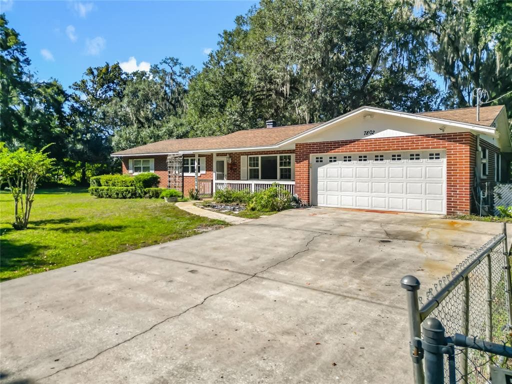 7802 MIZELL STREET, COLEMAN, FL 33521