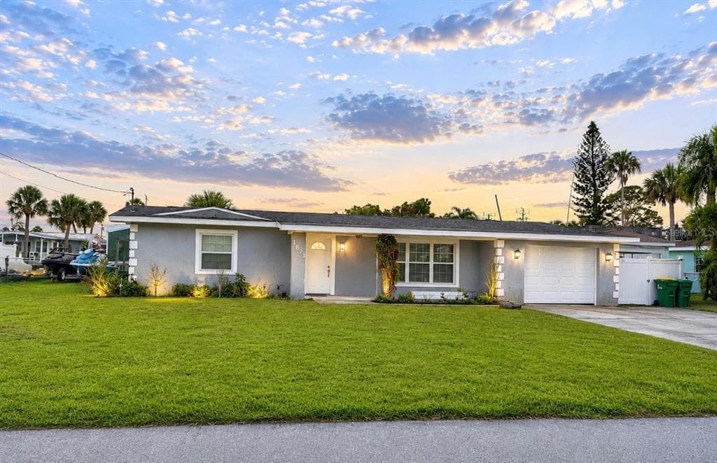 1623 WAVECREST STREET, MERRITT ISLAND, FL 32952