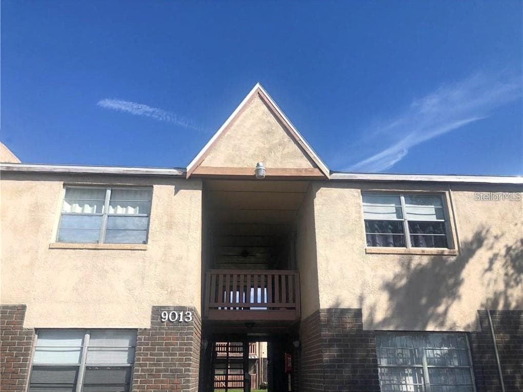 9013 WESTCHESTER CIRCLE # 29 APT E, TAMPA, FL 33604