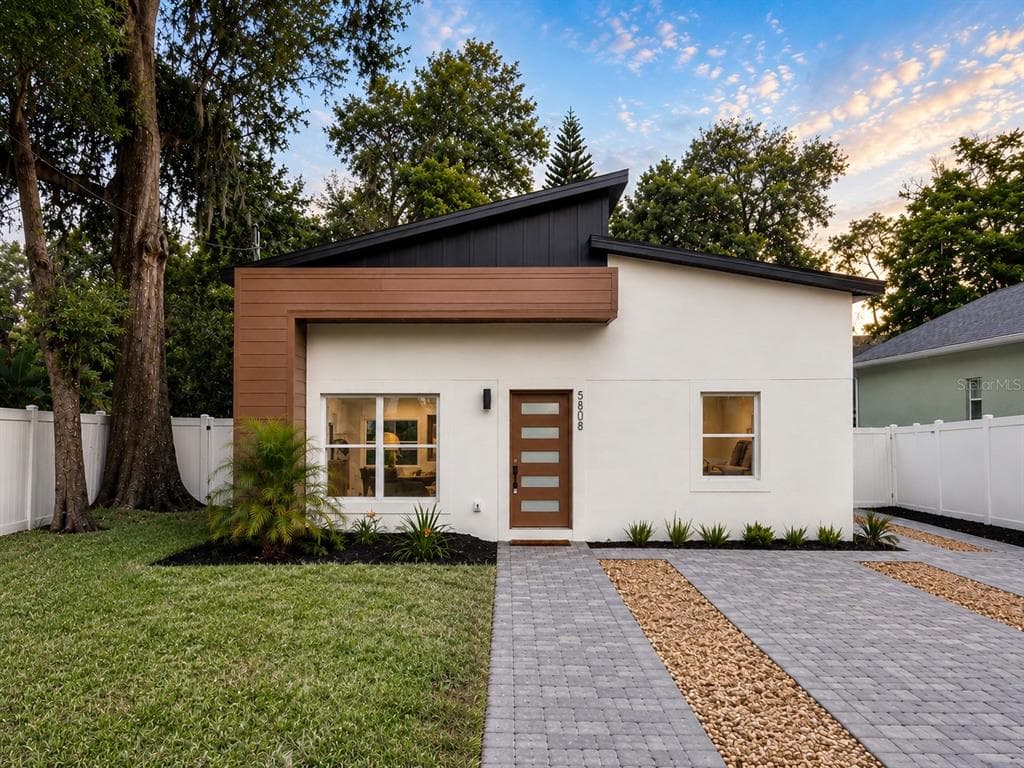 5808 N 16TH STREET, TAMPA, FL 33610