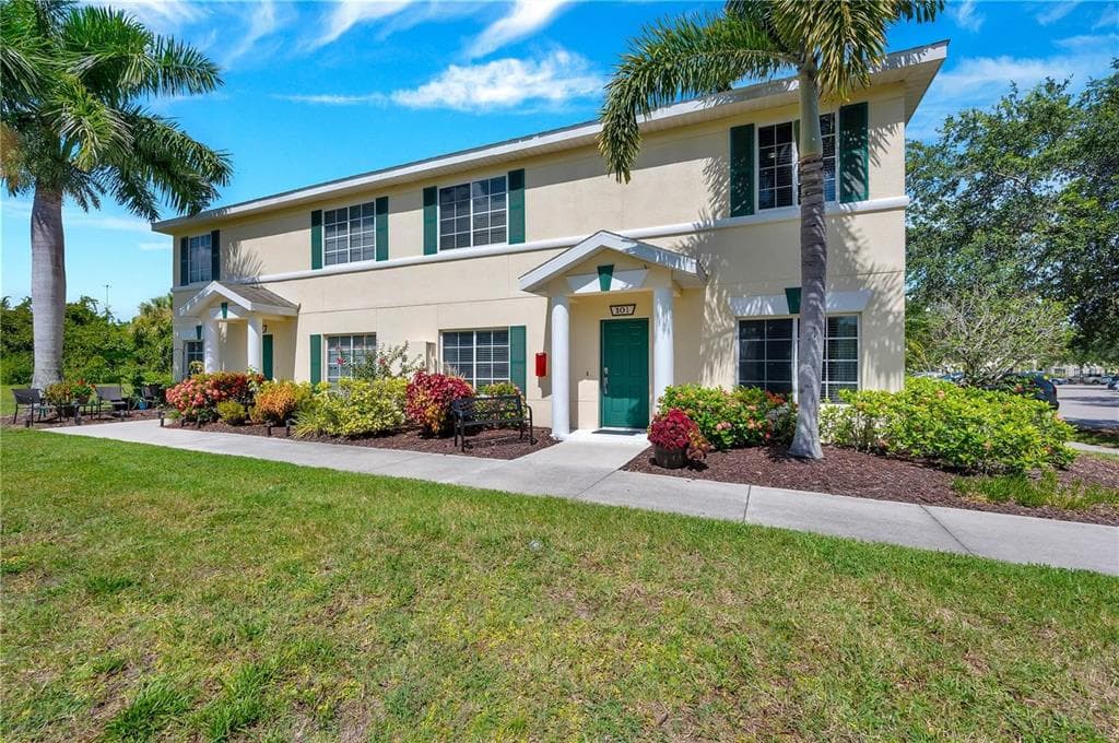 280 CAPE HARBOUR LOOP # 101, BRADENTON, FL 34212