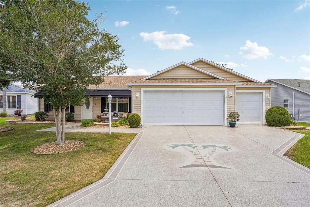 447 FOSTER PLACE, THE VILLAGES, FL 32162