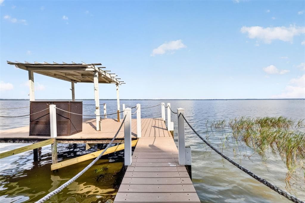 32739 LAKE EUSTIS DRIVE, TAVARES, FL 32778