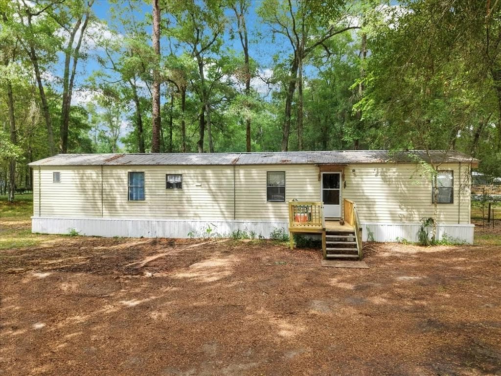 901 NE 11TH AVENUE, TRENTON, FL 32693