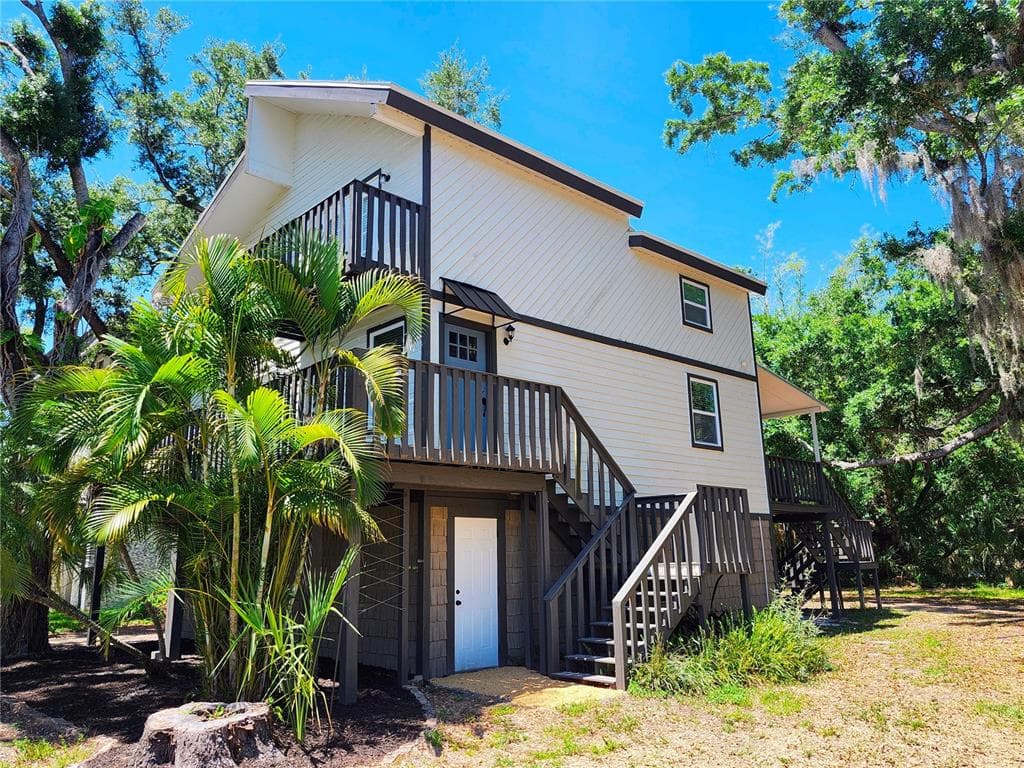 3071 HURON AVENUE, OLDSMAR, FL 34677