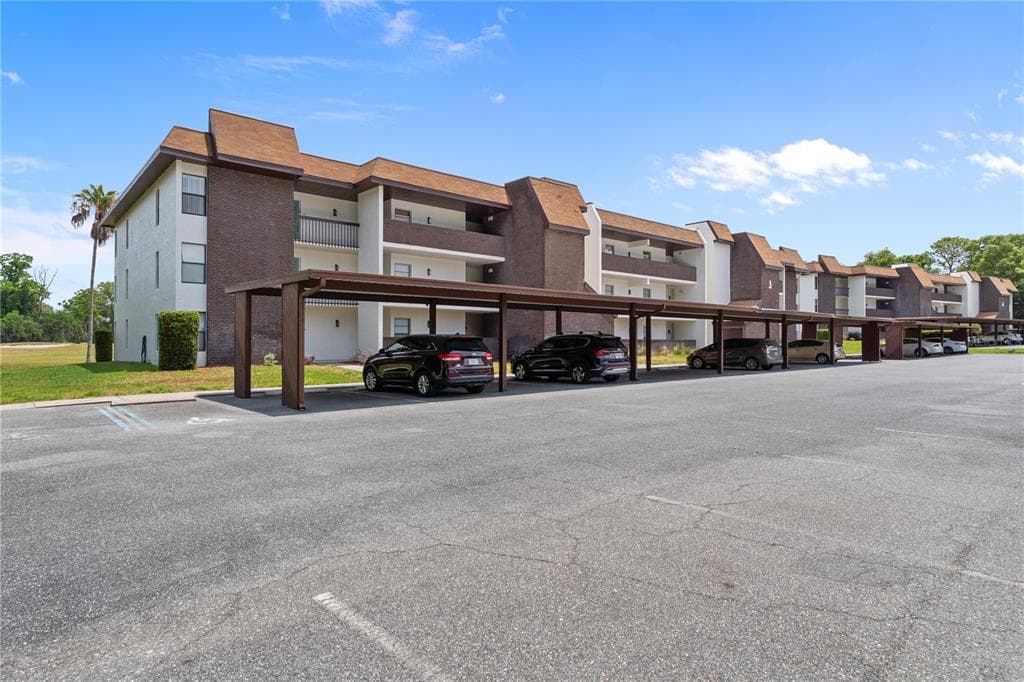3 CYPRESS RUN # 31C, HOMOSASSA, FL 34446