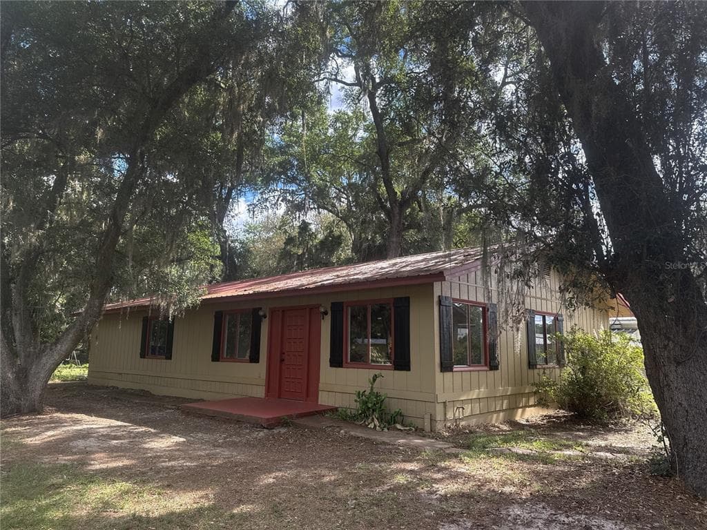 11345 SE 188TH AVENUE, OCKLAWAHA, FL 32179
