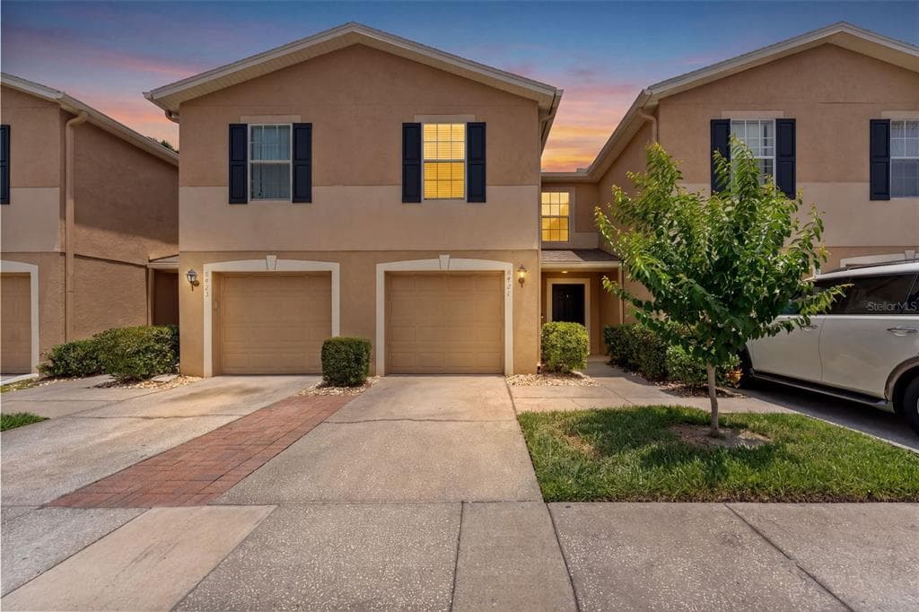 8421 EDGEWATER PLACE BOULEVARD, TAMPA, FL 33615