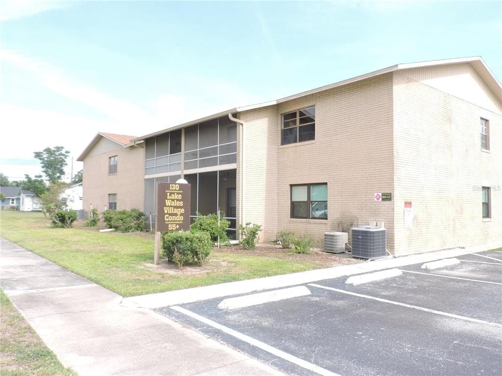 130 E JOHNSON AVENUE # 102, LAKE WALES, FL 33853