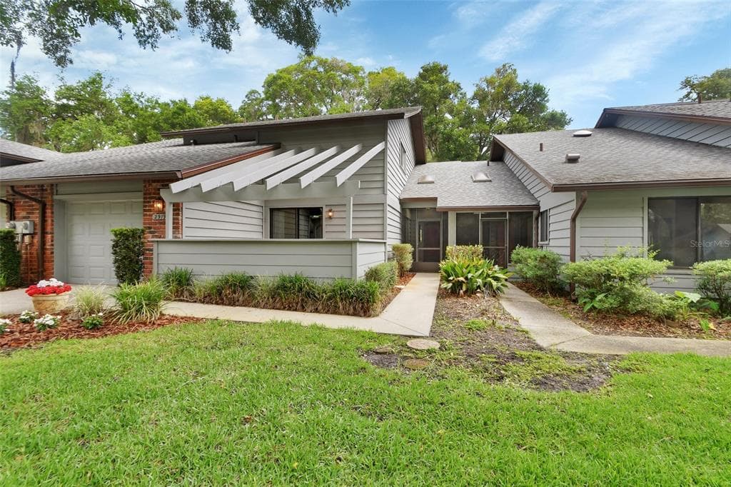 2919 REVERE PLACE # 2919, DELAND, FL 32720