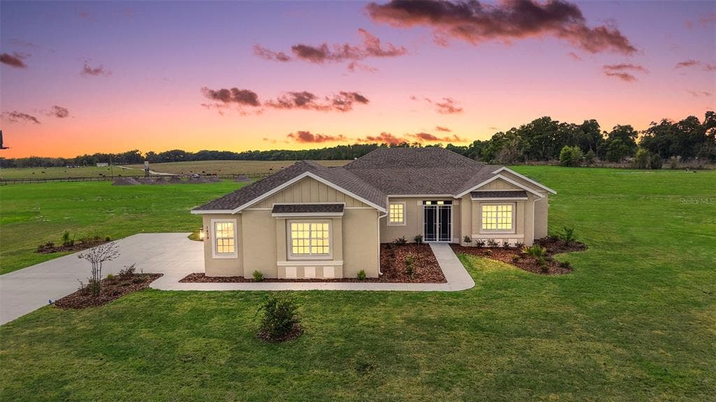 1439 CR 212, OXFORD, FL 34484
