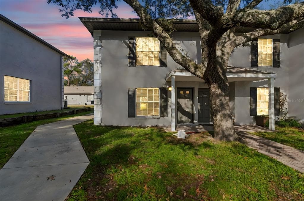 5182 SUNRIDGE PALMS DRIVE # 5182, TAMPA, FL 33617