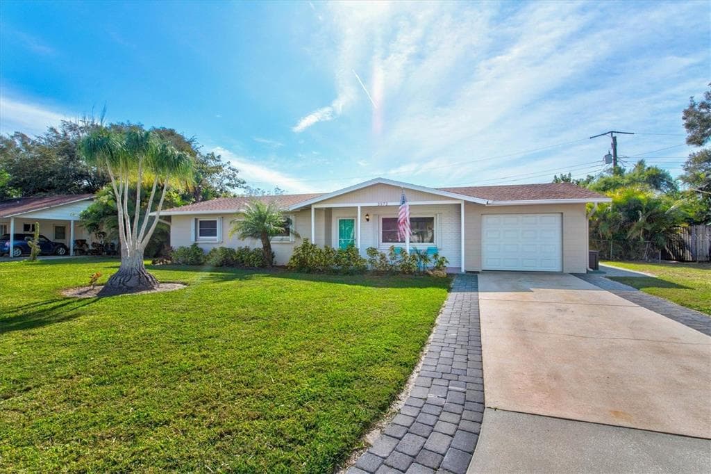 2572 JEFFERSON CIRCLE, SARASOTA, FL 34239