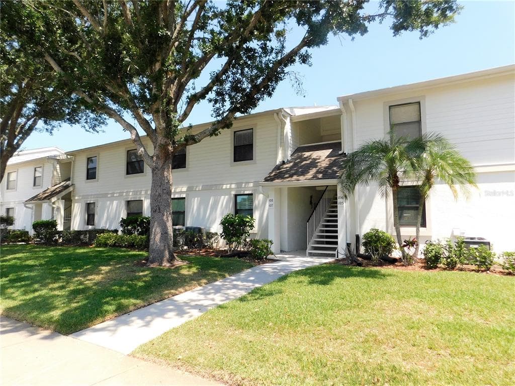 107 WINDWARD PLACE # 107, OLDSMAR, FL 34677