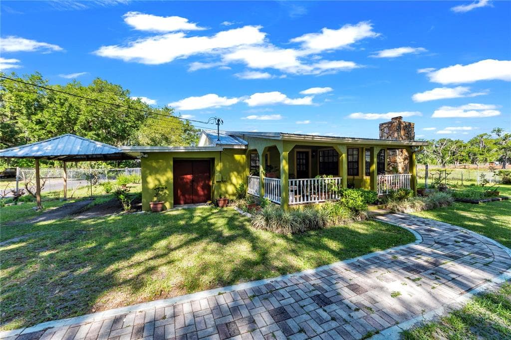 13610 ACKER ROAD, DOVER, FL 33527