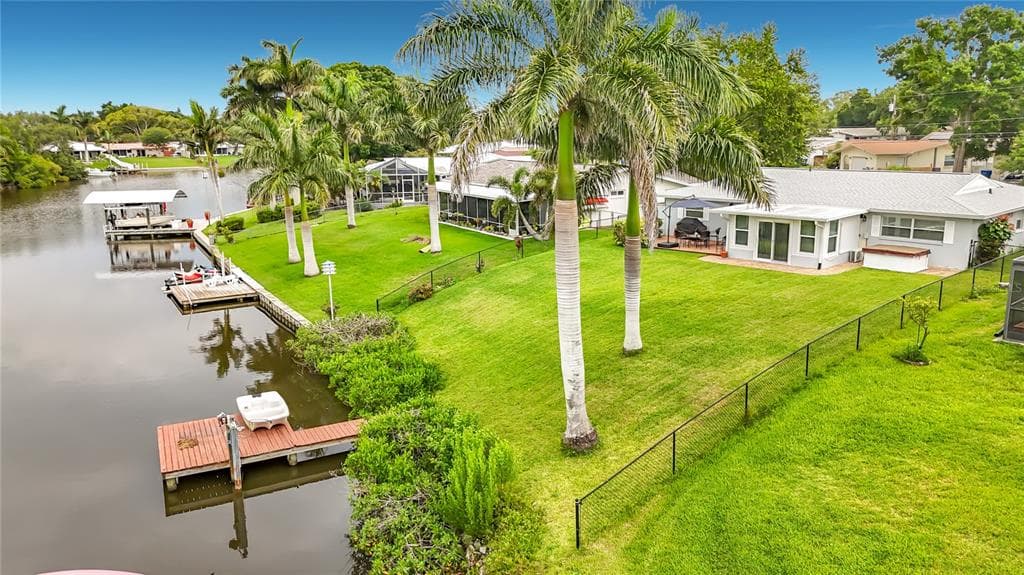 508 SHORE DRIVE, LARGO, FL 33771