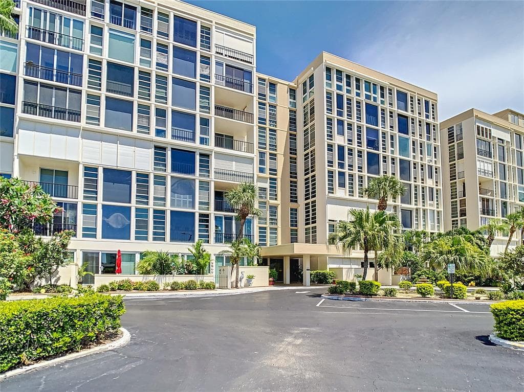 7400 SUN ISLAND DRIVE # 503, SOUTH PASADENA, FL 33707