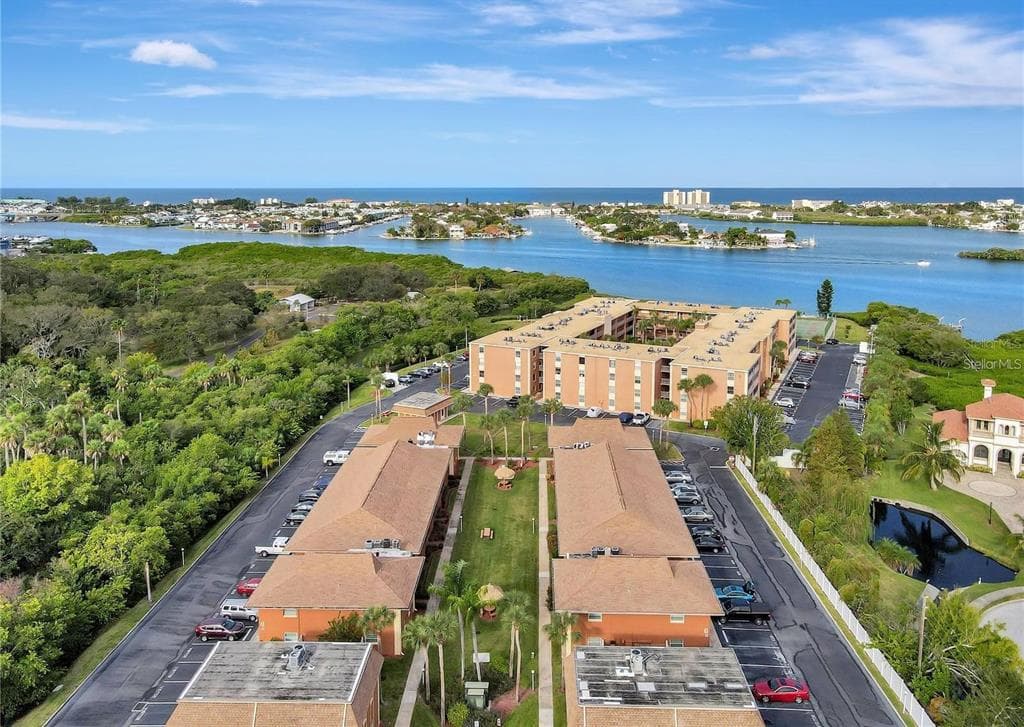 12760 INDIAN ROCKS ROAD # 605, LARGO, FL 33774