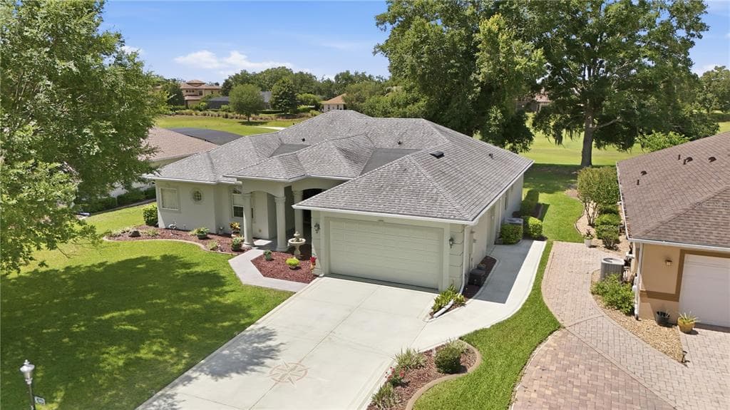 5453 GROVE MANOR, LADY LAKE, FL 32159