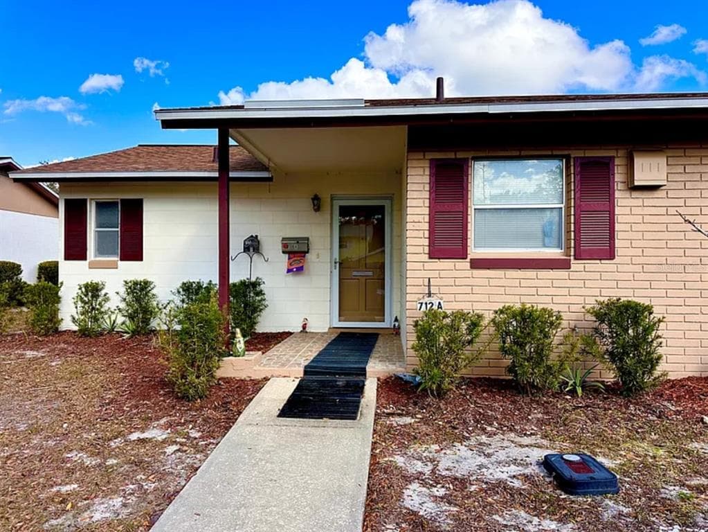 712 E ARIZONA AVENUE # A, DELAND, FL 32724